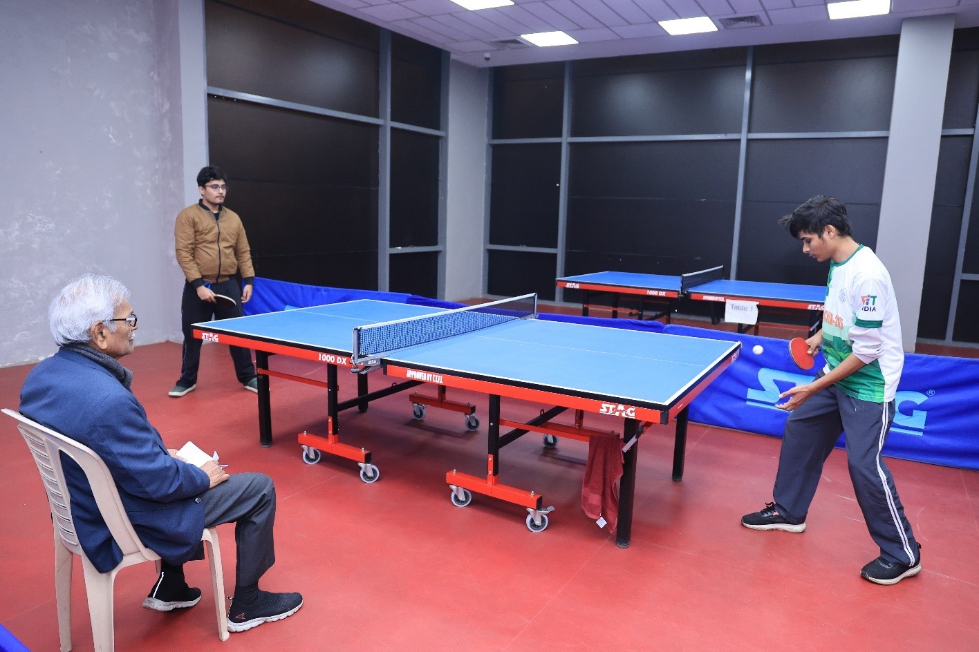 Table tennis competition 